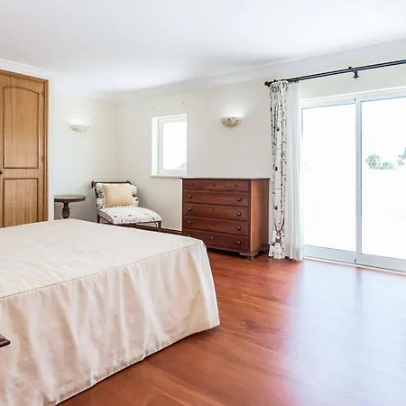 Luz Figueiras Gale (Albufeira)